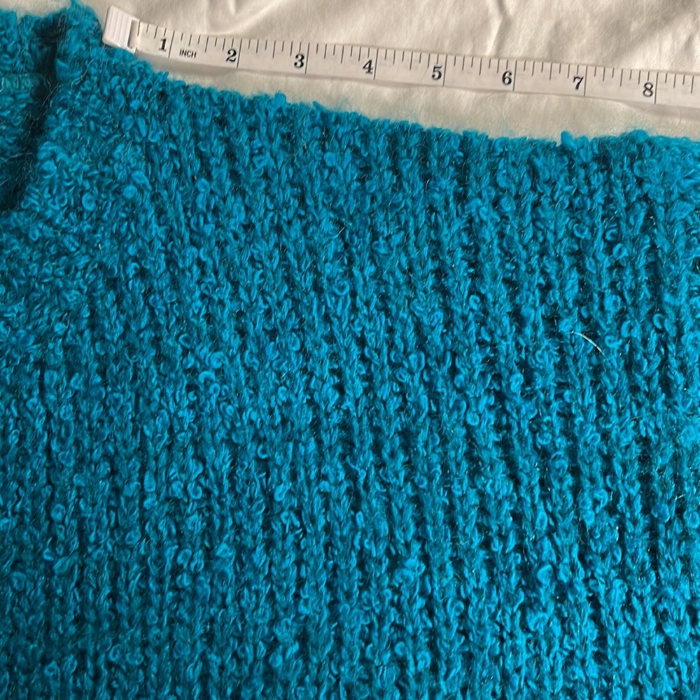 Sweater - Picture 7 of 16